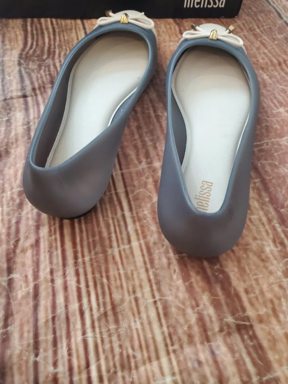 Melissa Doll Gray Off White Ballet Flats Sz 7